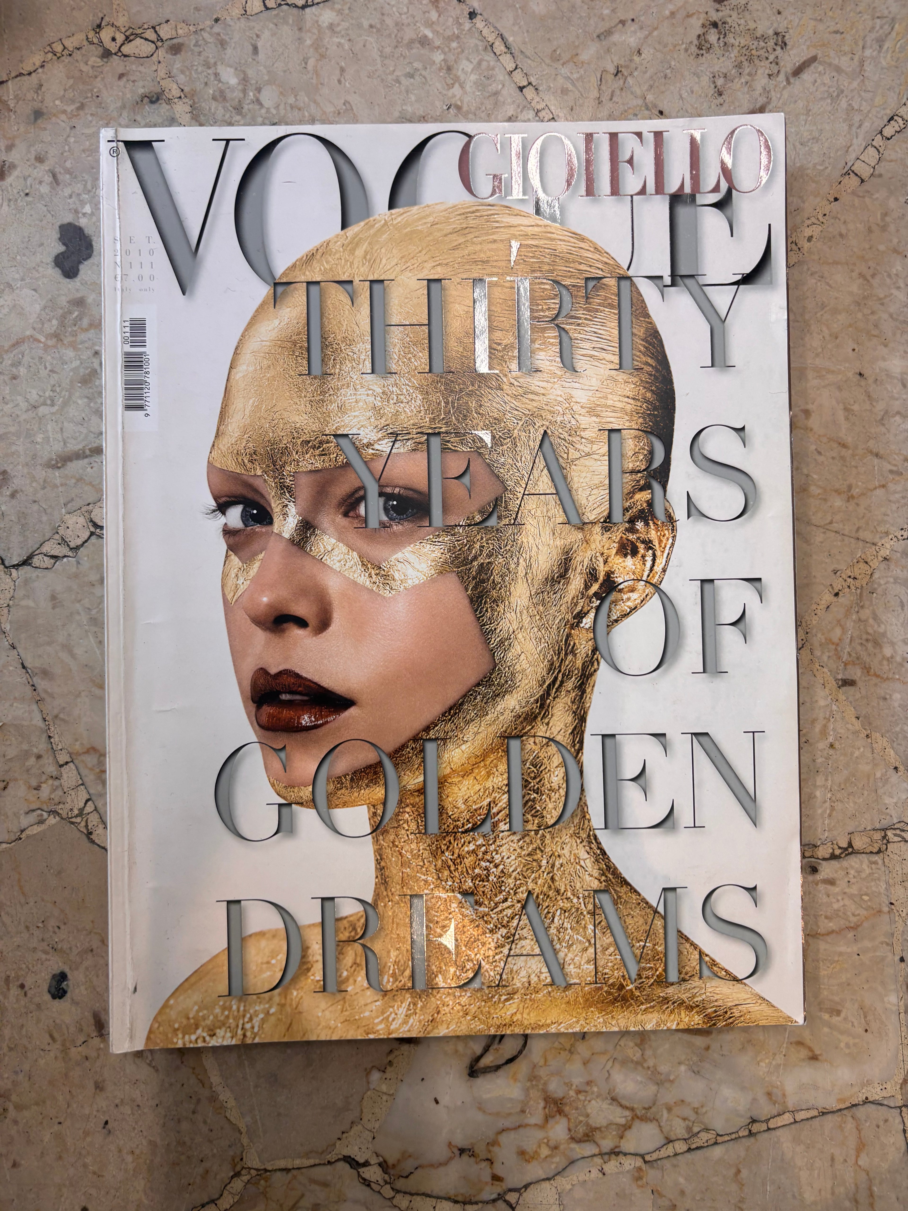 Vogue Gioiello Thirty Years of golden Dreams