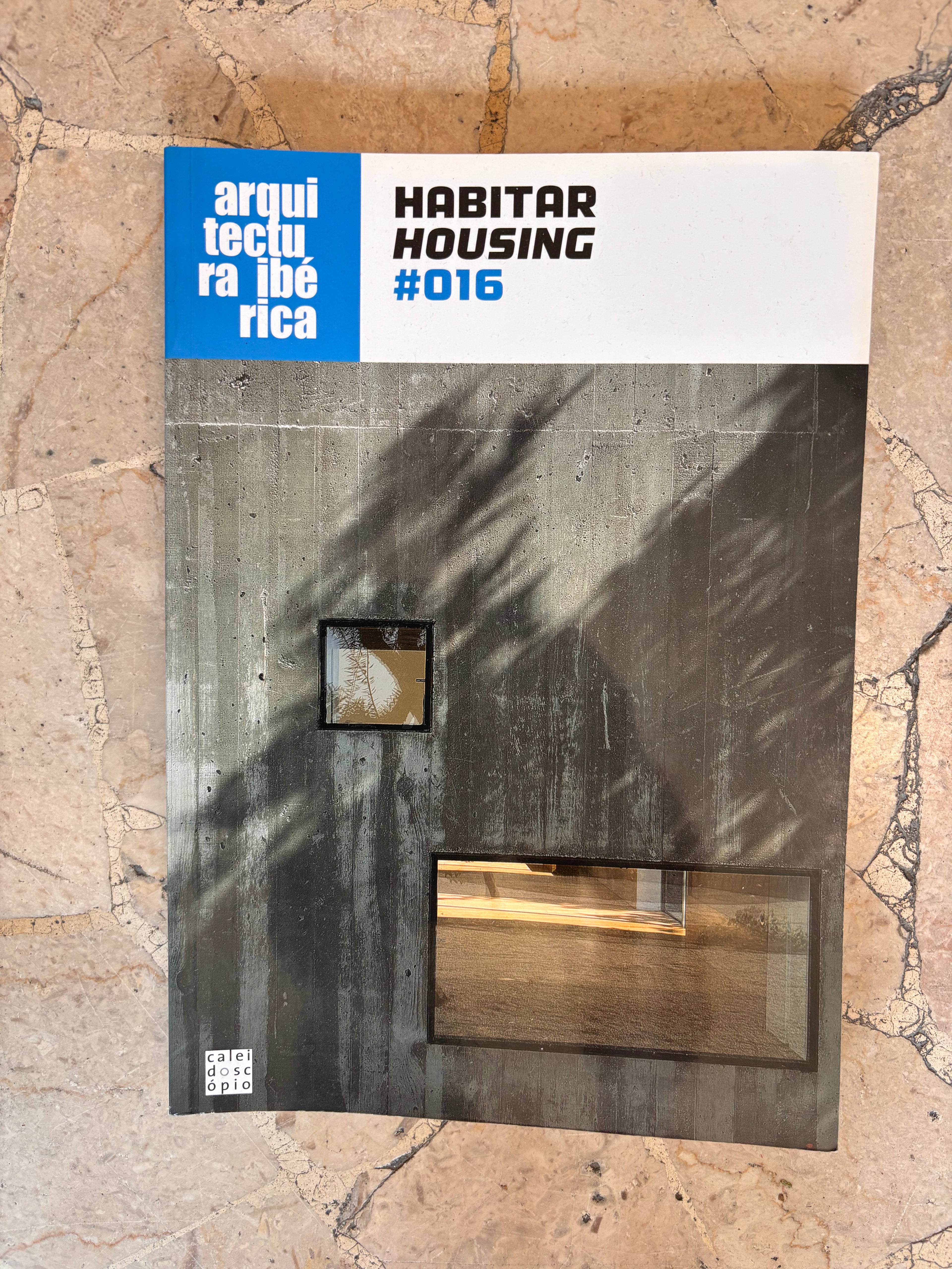 Arquitectura Iberica  - Habitar Housing