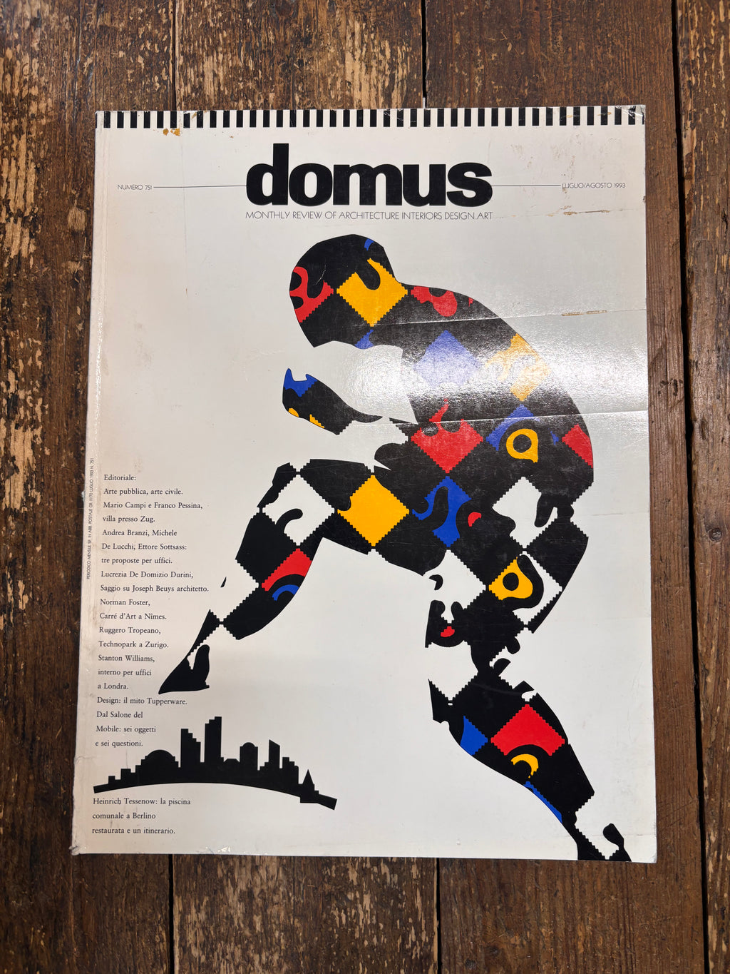 Domus nr 751