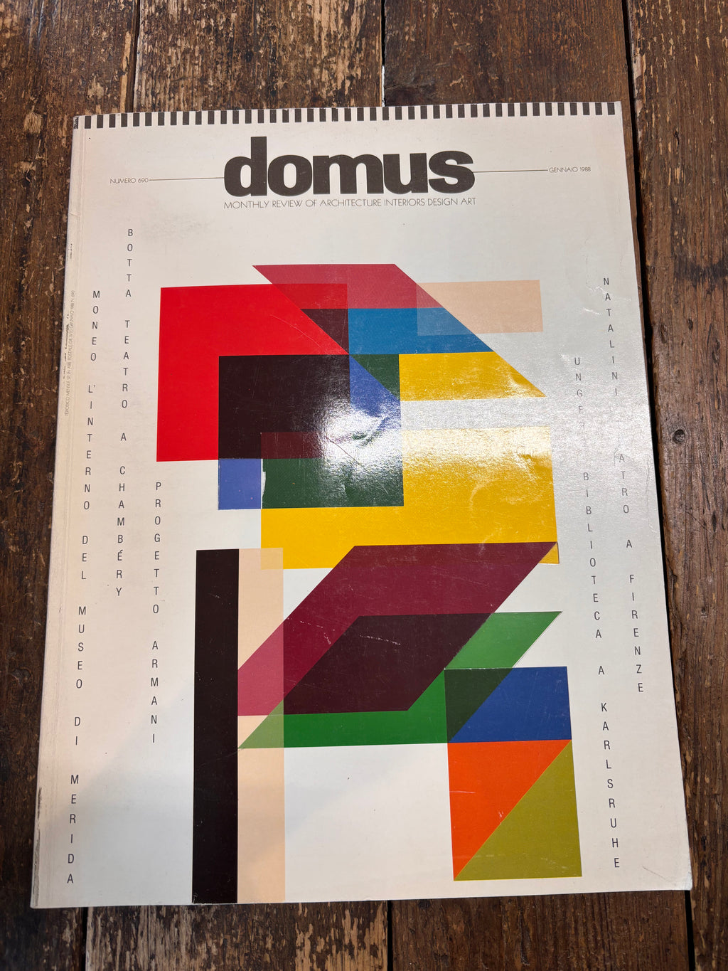 Domus nr 690