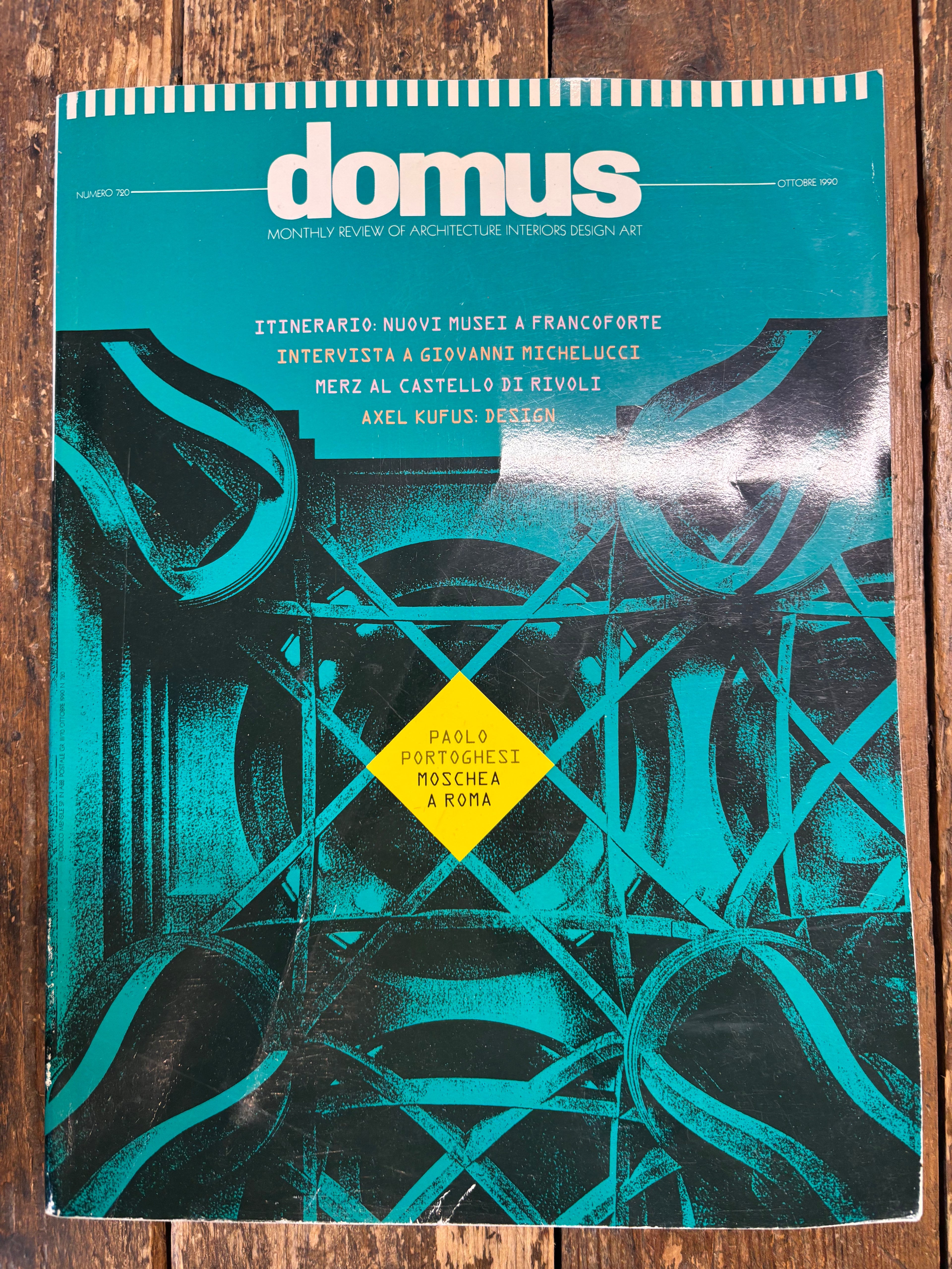 Domus nr 720